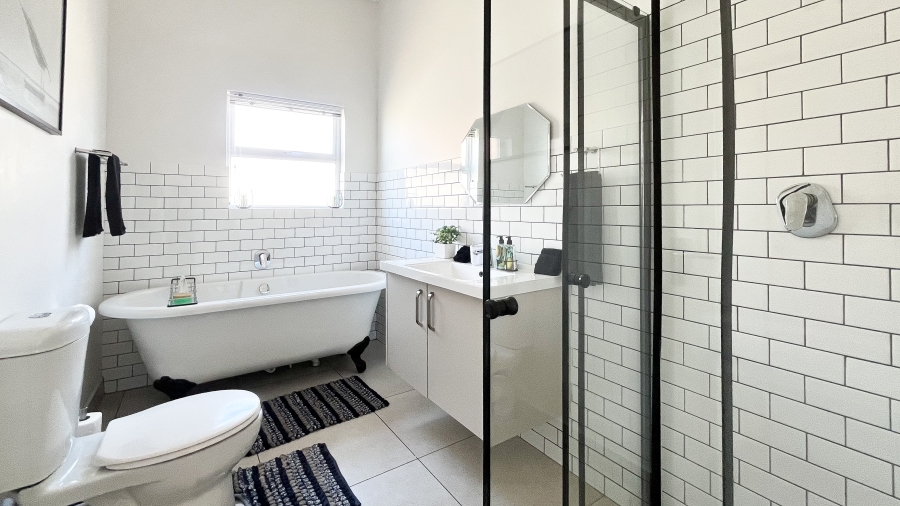 To Let 3 Bedroom Property for Rent in Langebaan Country Estate Western Cape